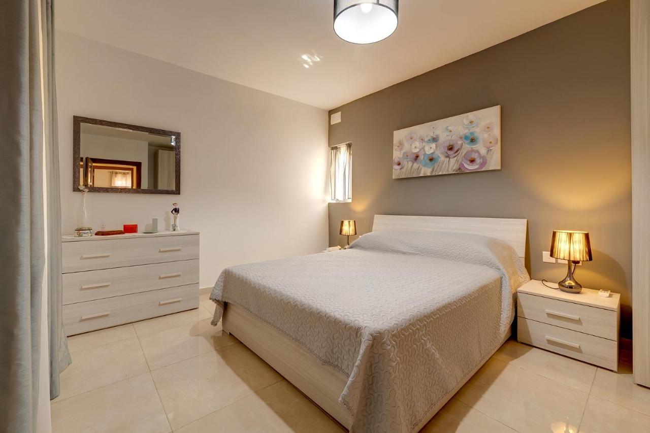 Stylish Bright And Airy Apart In Central Bugibba San Pawl il-Baħar Zewnętrze zdjęcie