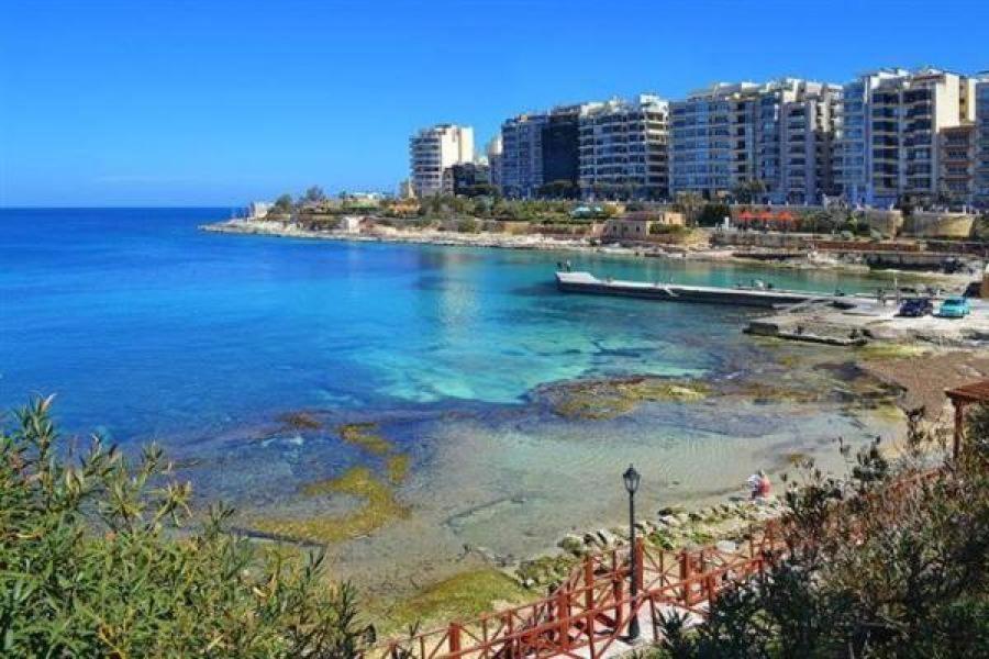 Stylish Bright And Airy Apart In Central Bugibba San Pawl il-Baħar Zewnętrze zdjęcie