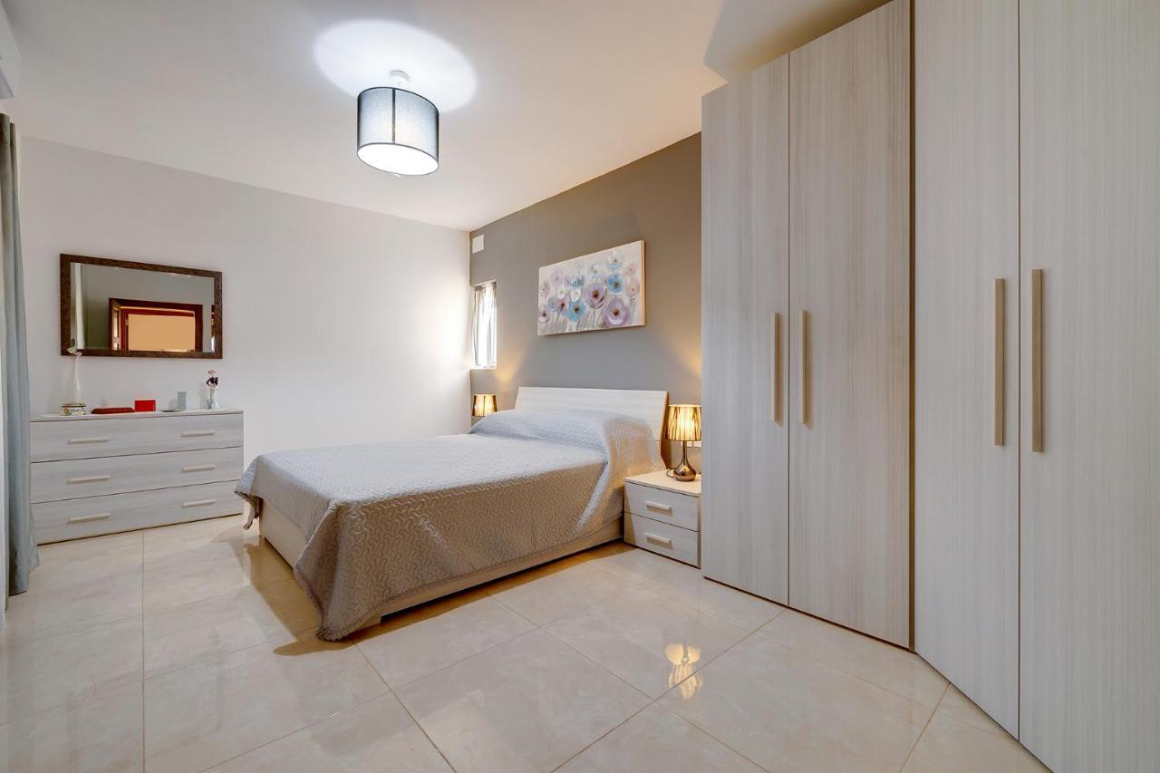 Stylish Bright And Airy Apart In Central Bugibba San Pawl il-Baħar Zewnętrze zdjęcie