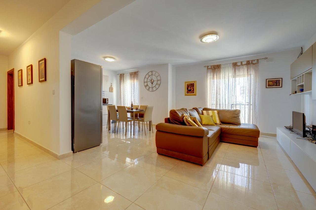 Stylish Bright And Airy Apart In Central Bugibba San Pawl il-Baħar Zewnętrze zdjęcie