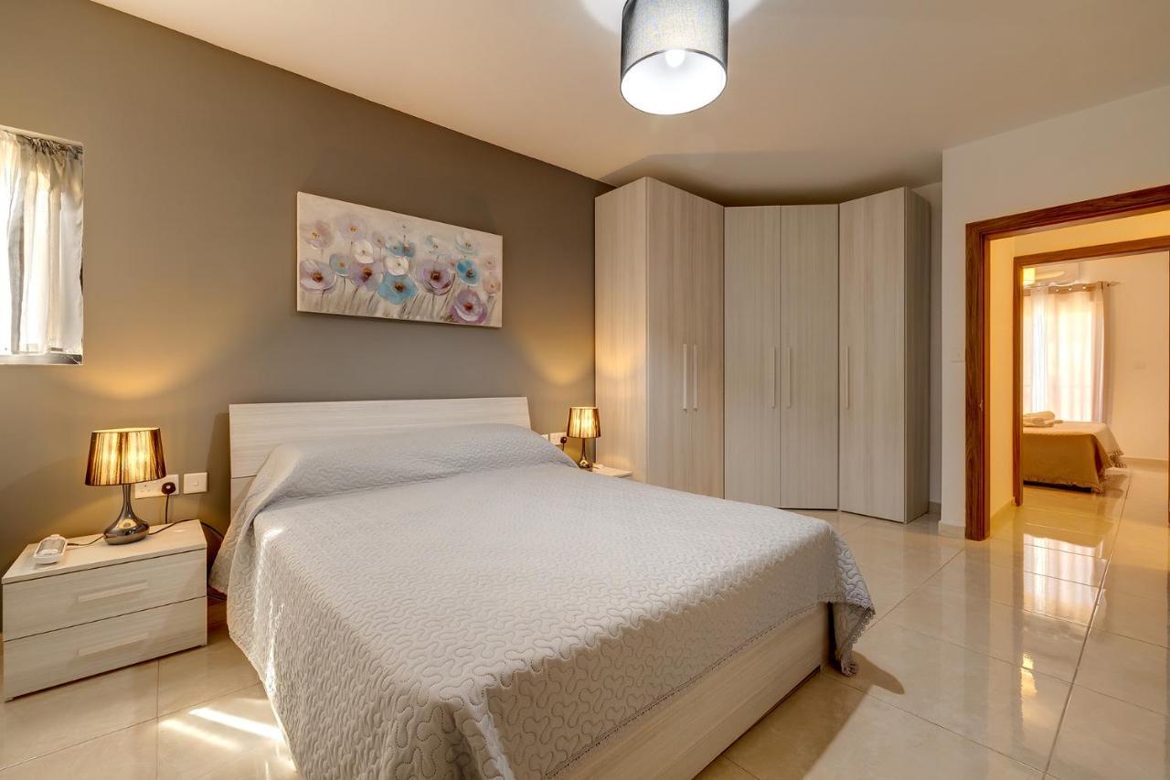 Stylish Bright And Airy Apart In Central Bugibba San Pawl il-Baħar Zewnętrze zdjęcie