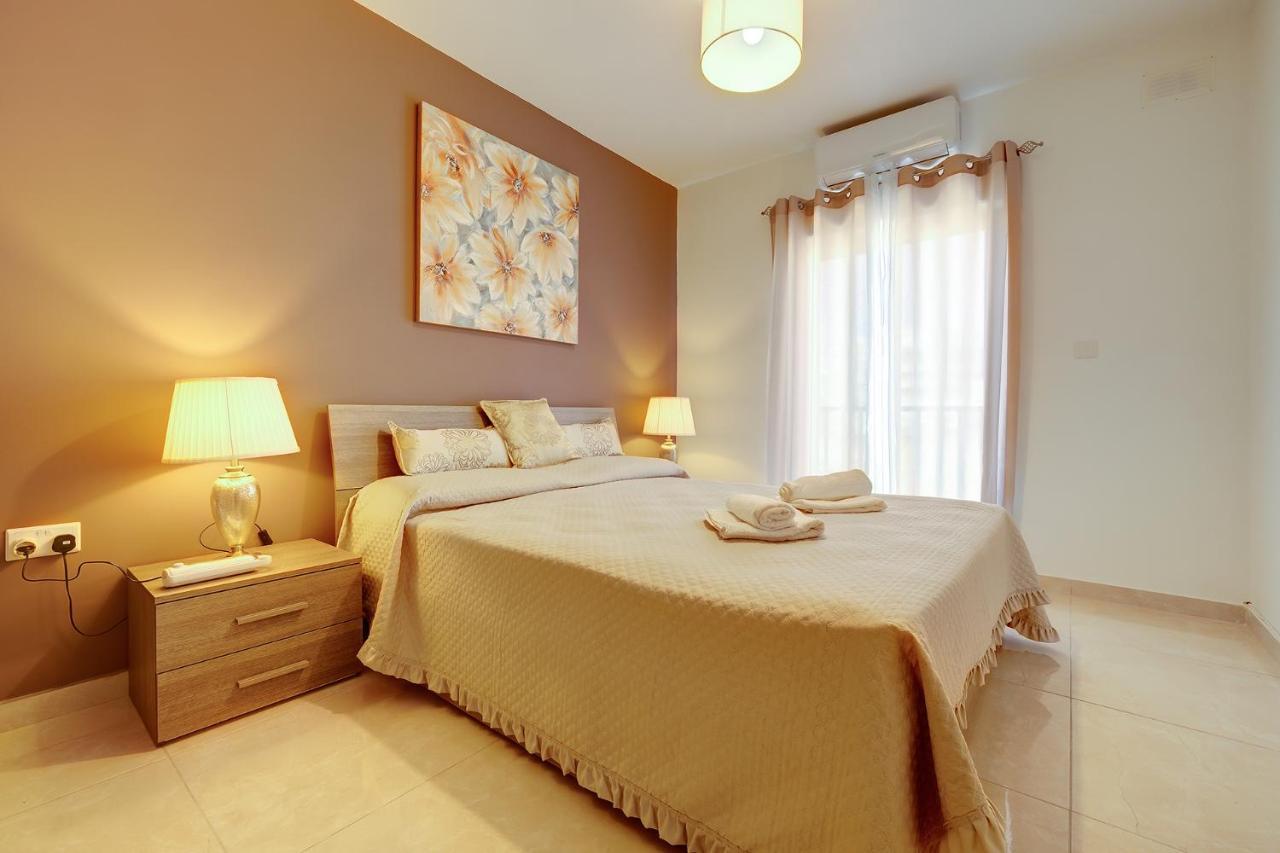 Stylish Bright And Airy Apart In Central Bugibba San Pawl il-Baħar Zewnętrze zdjęcie